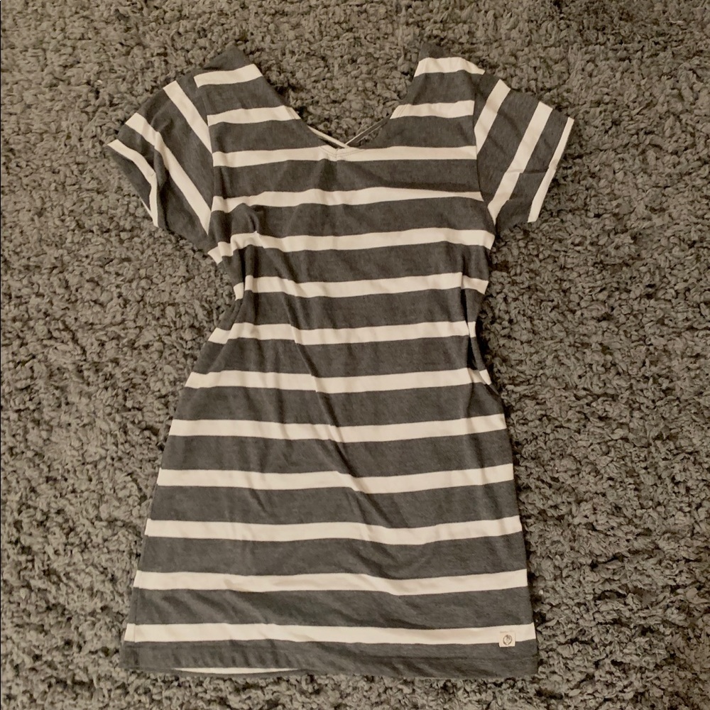Lagaci open back criss cross dress size medium